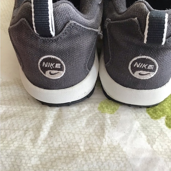 Mens Vintage Nike Canvas Cross Trainer - Picture 3 of 6